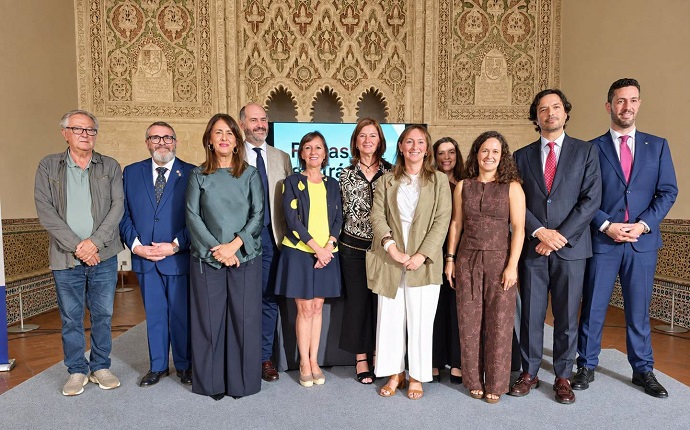 LA CONSEJERA DE CULTURA DESTACA LA COLABORACI�N CON EL MUSEO SEFARD� DE TOLEDO