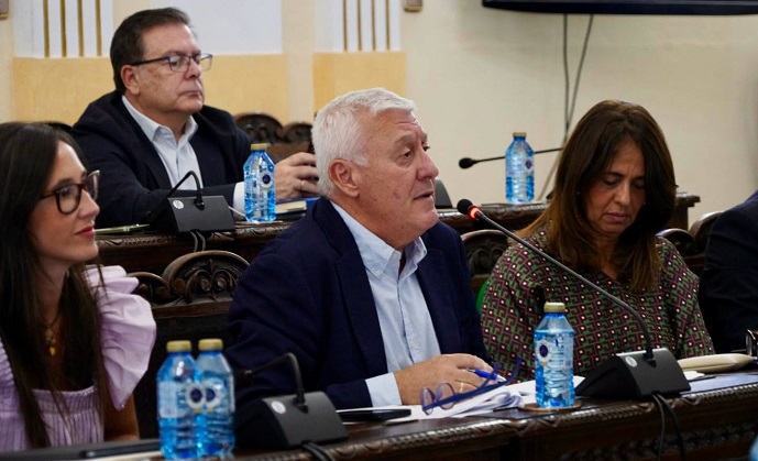 WEB EL CONSEJERO DE MEDIO AMBIENTE DESTACA LAS INVERSIONES DE LA CIUDAD EN LA PLANTA DESALADORA